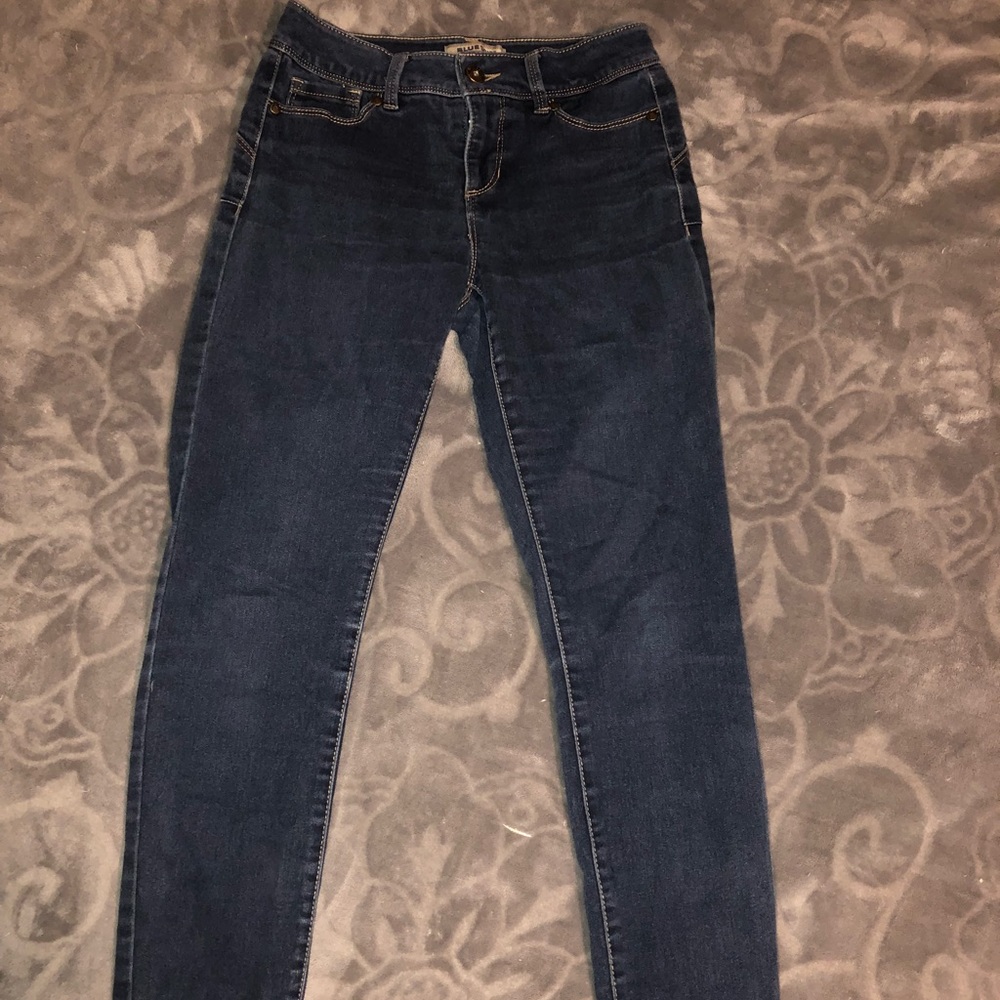 Dark wash skinny jeans